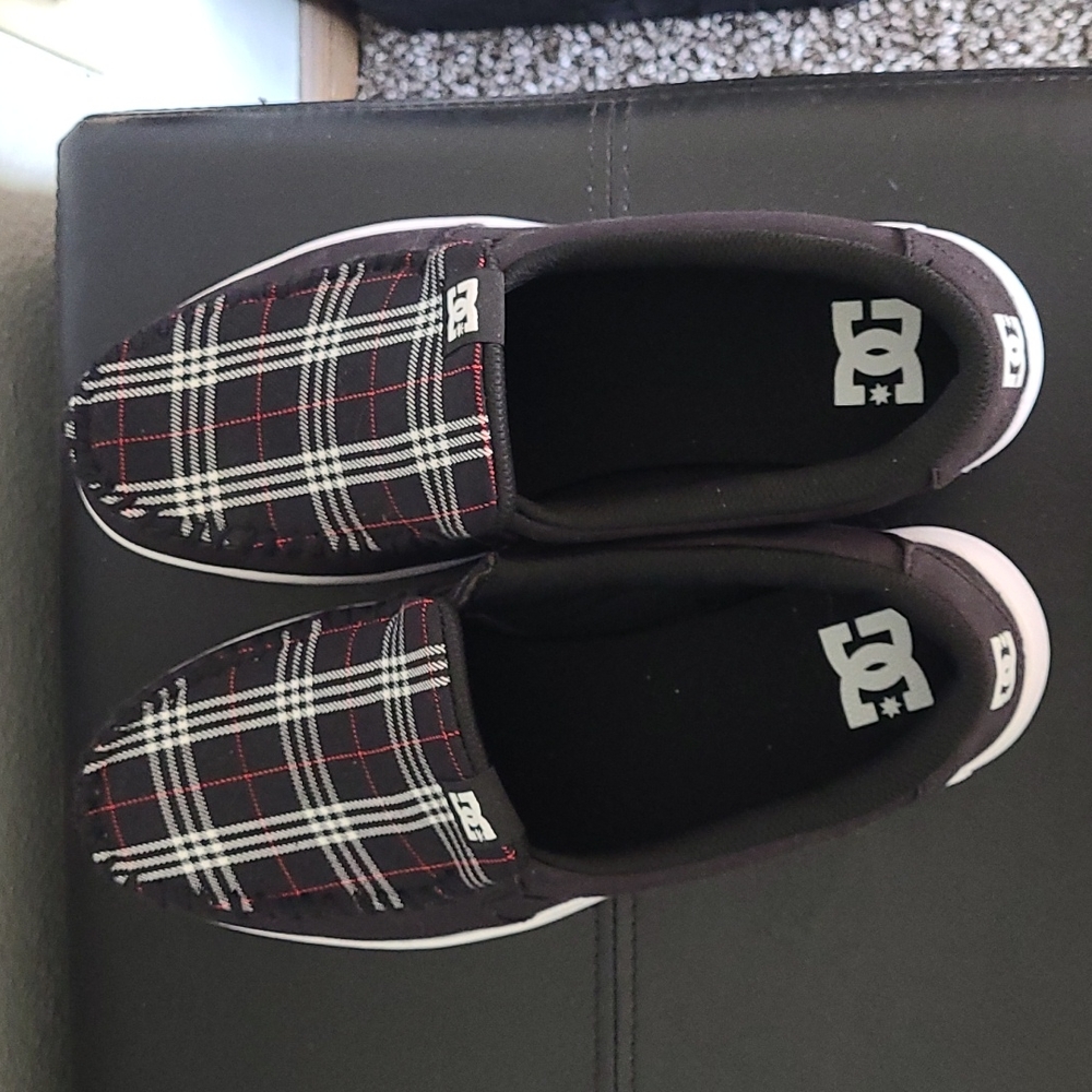 DC Villain Shoes-NWOT